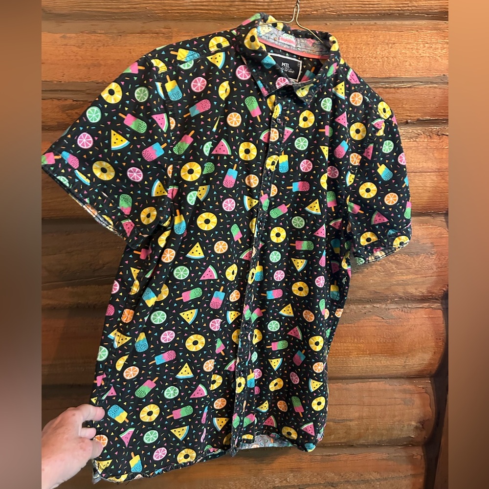 MTL made to live nyc slim fit, medium button down 💕 popsicles, fruit & confetti